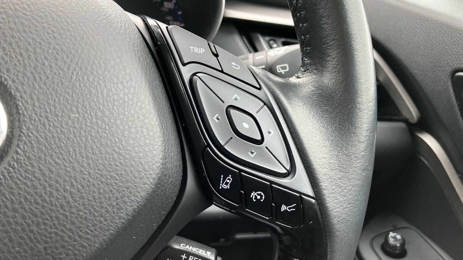 Used Toyota C-HR 2022 for sale - 77779015: Photo 37