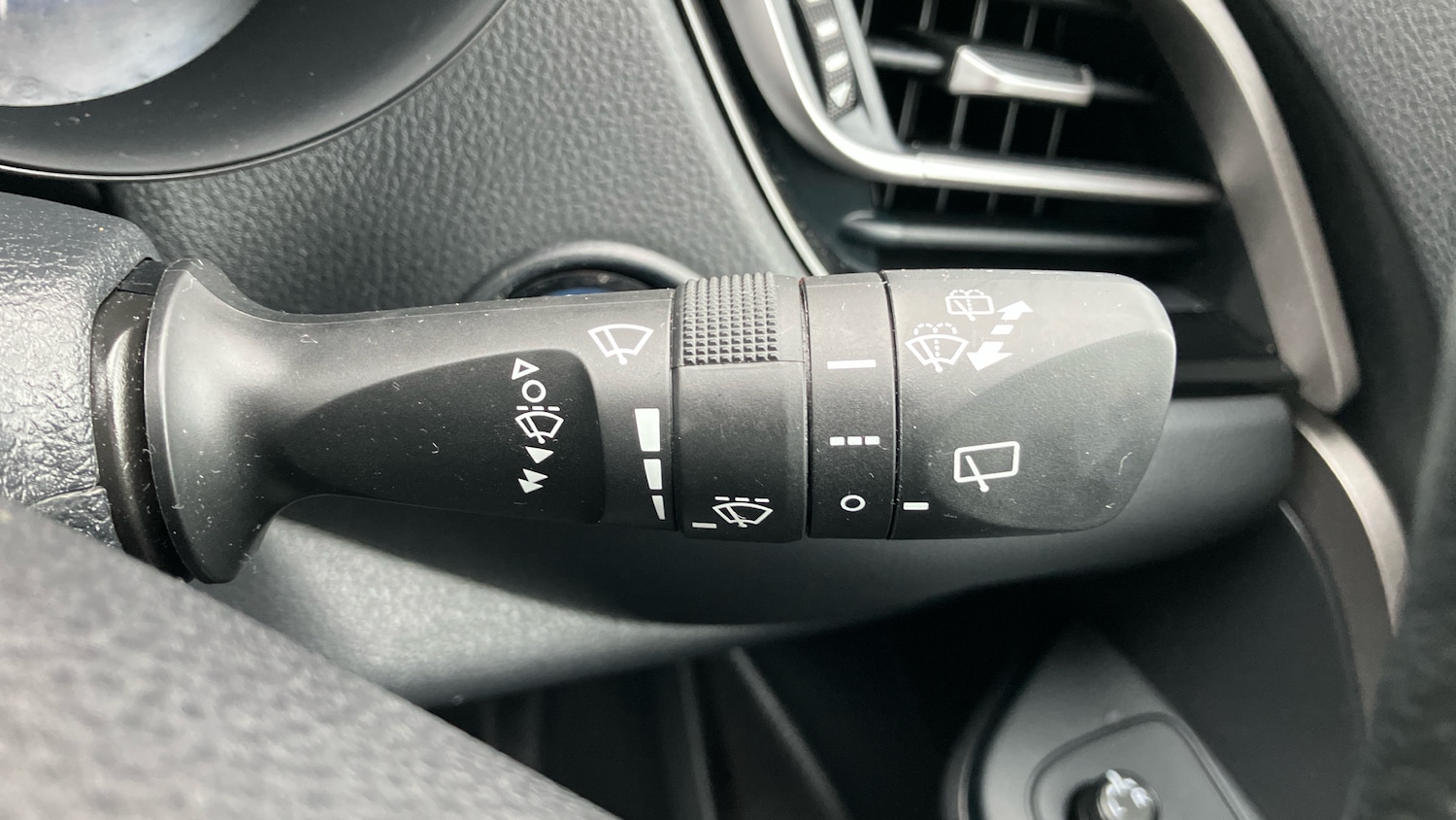 Used Toyota C-HR 2022 for sale - 77779015: Photo 39