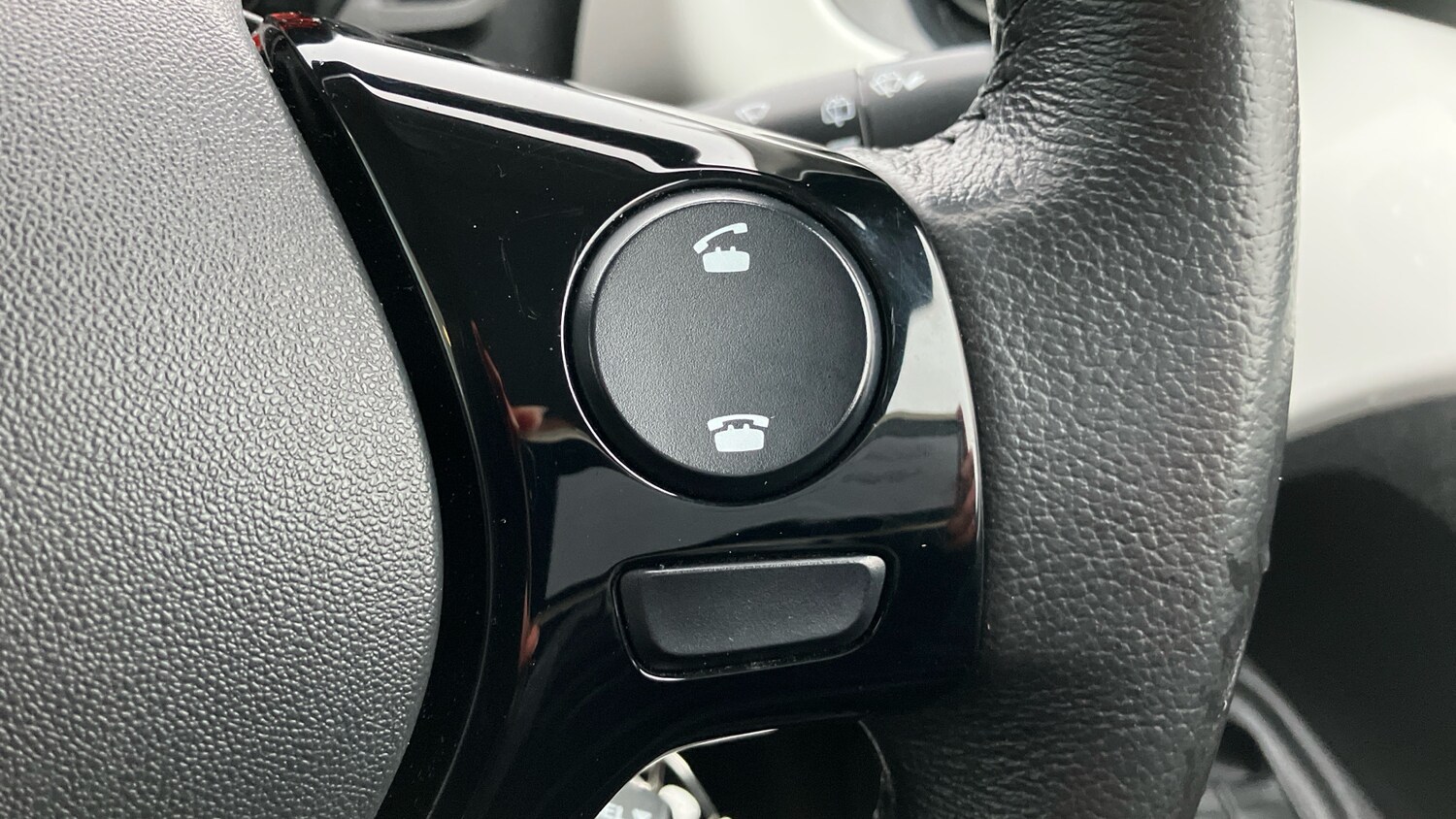 Used Toyota AYGO 2017 for sale - 76908509: Photo 37