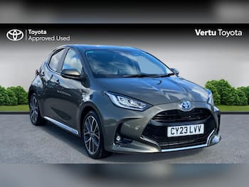 Used Toyota Yaris 2023 for sale - 79582198: Photo