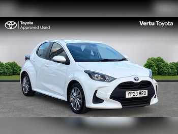 Used Toyota Yaris 2023 for sale - 77763366: Photo