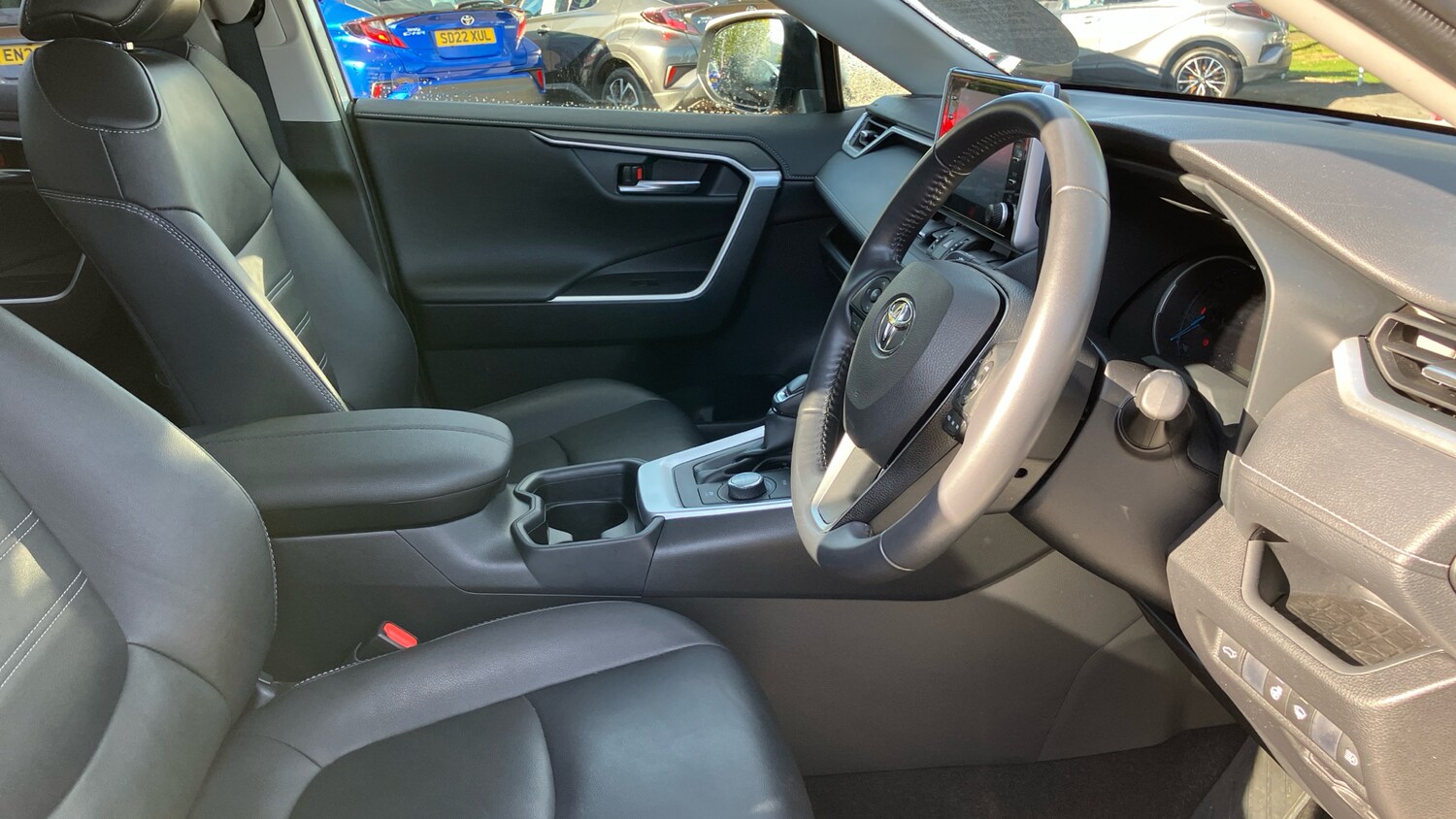 Used Toyota RAV4 2020 for sale - 75945081: Photo 11