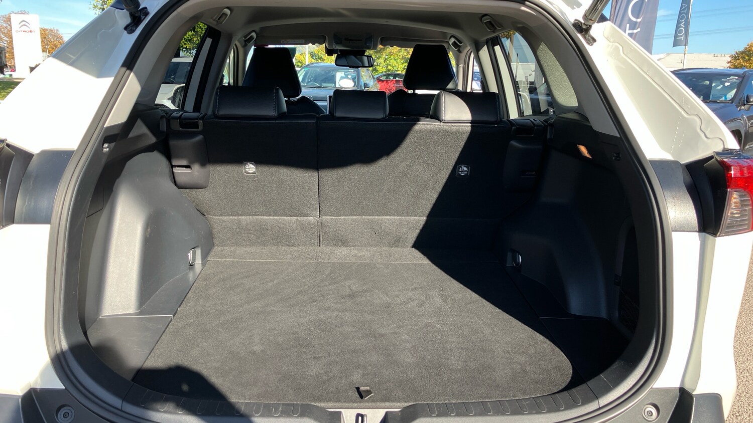 Used Toyota RAV4 2020 for sale - 75945081: Photo 14