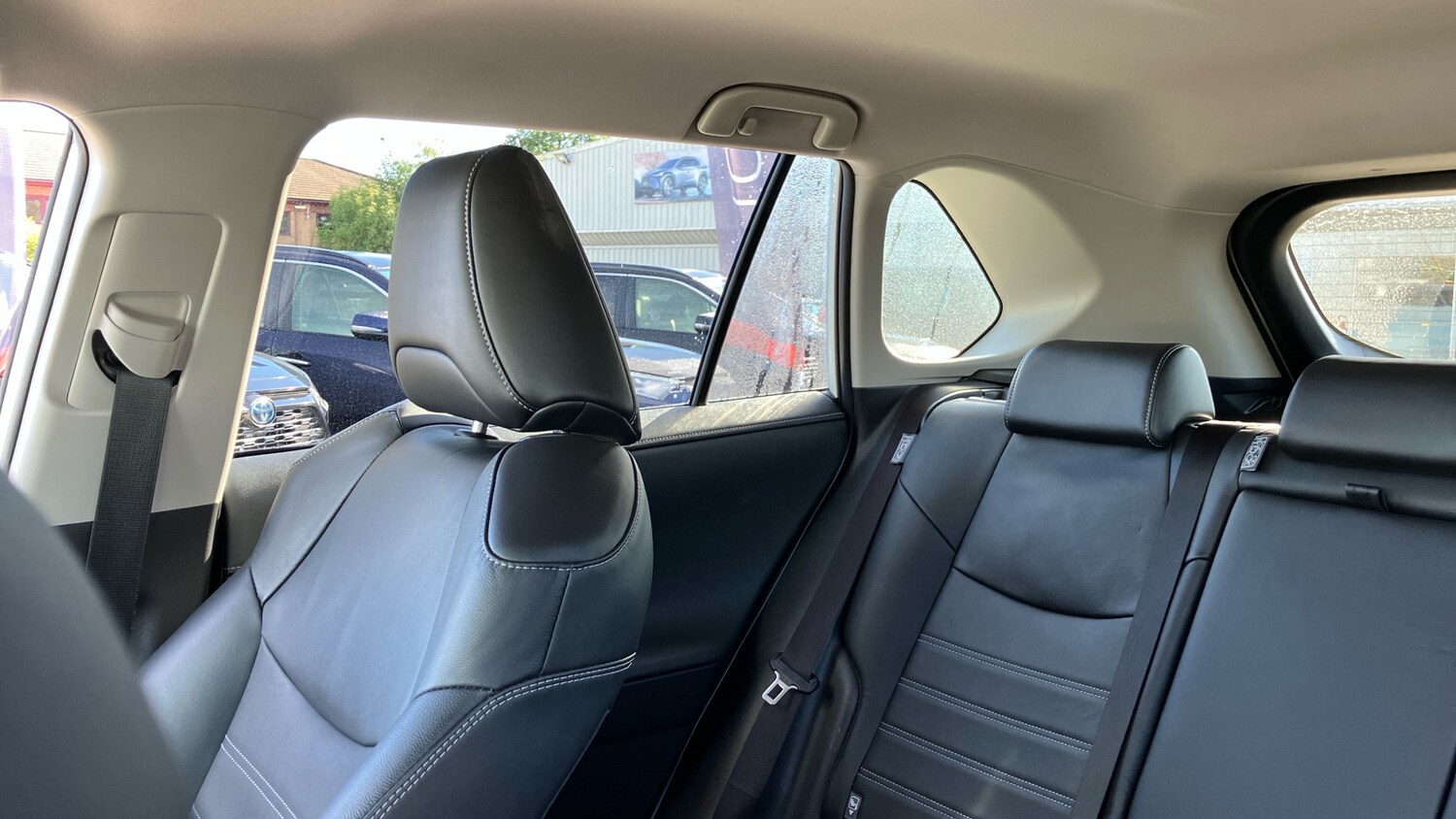 Used Toyota RAV4 2020 for sale - 75945081: Photo 24