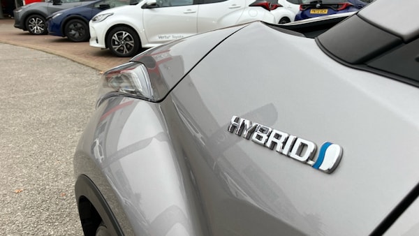 Used Toyota C-HR 2020 for sale - 76272338: Photo 21