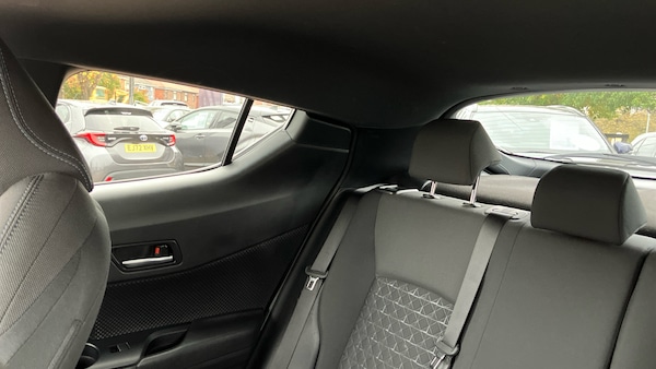 Used Toyota C-HR 2020 for sale - 76272338: Photo 24