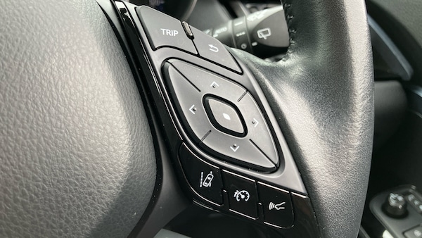 Used Toyota C-HR 2020 for sale - 76272338: Photo 37