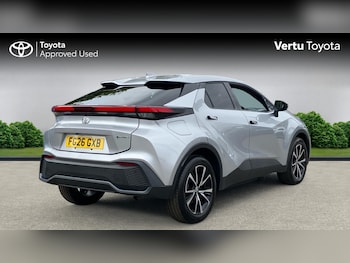 Used Toyota C-HR 2026 for sale - 79032028: Photo