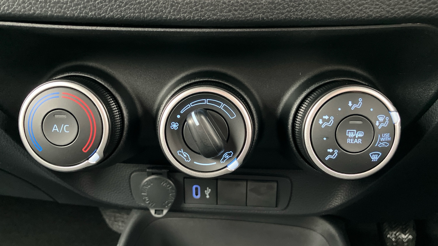 Used Toyota Aygo X 2025 for sale - 76919701: Photo 34