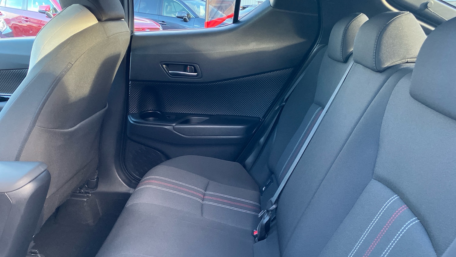 Used Toyota C-HR 2022 for sale - 77046544: Photo 13