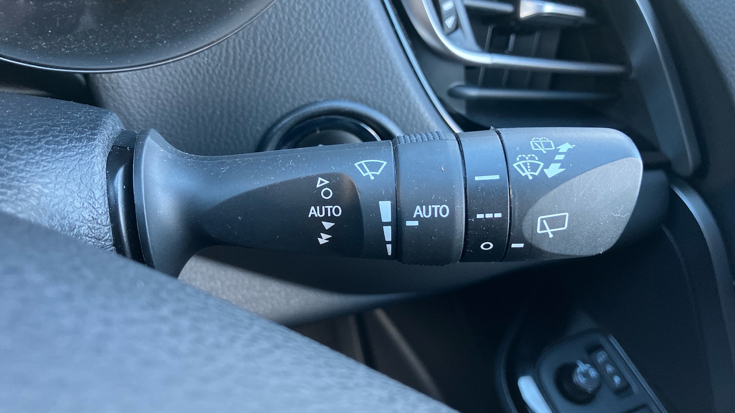 Used Toyota C-HR 2022 for sale - 77046544: Photo 39