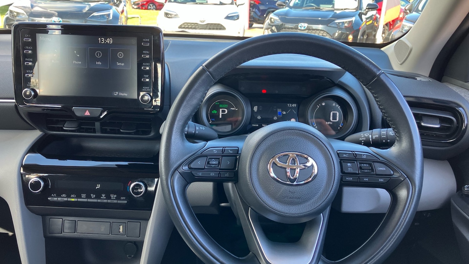 Used Toyota Yaris Cross 2022 for sale - 76505533: Photo 6