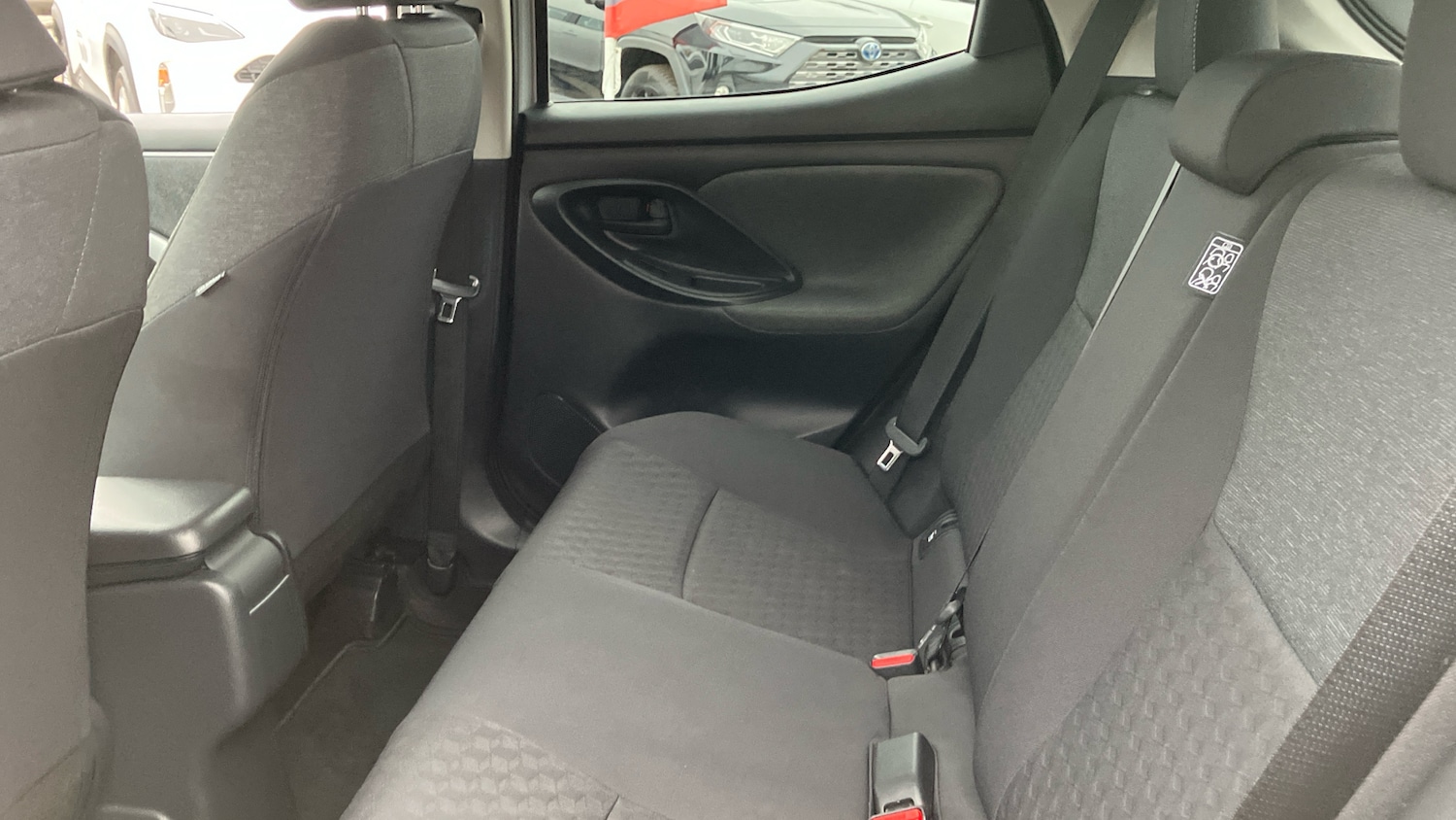 Used Toyota Yaris 2021 for sale - 76299701: Photo 13