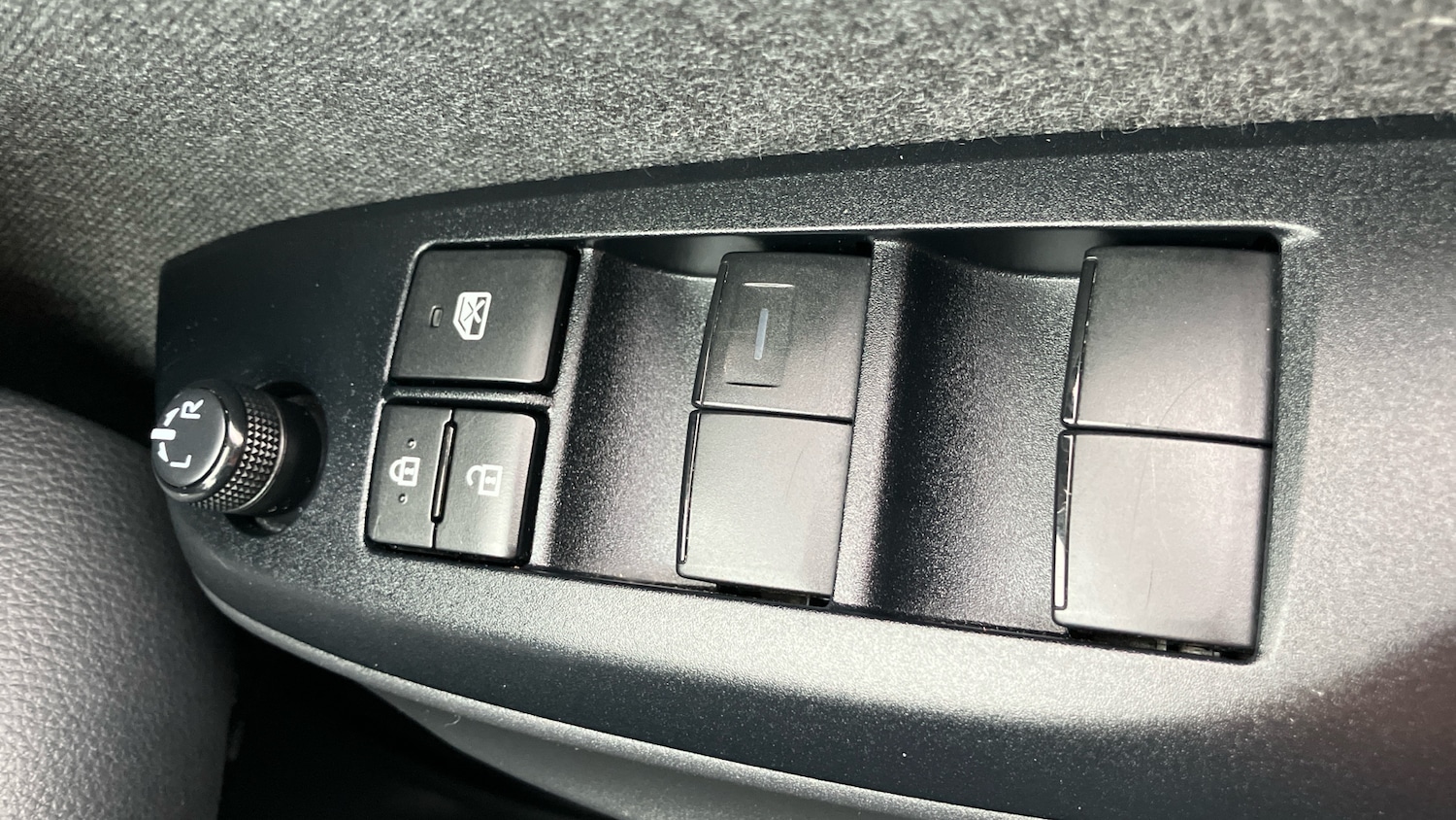 Used Toyota Yaris 2021 for sale - 76299701: Photo 22