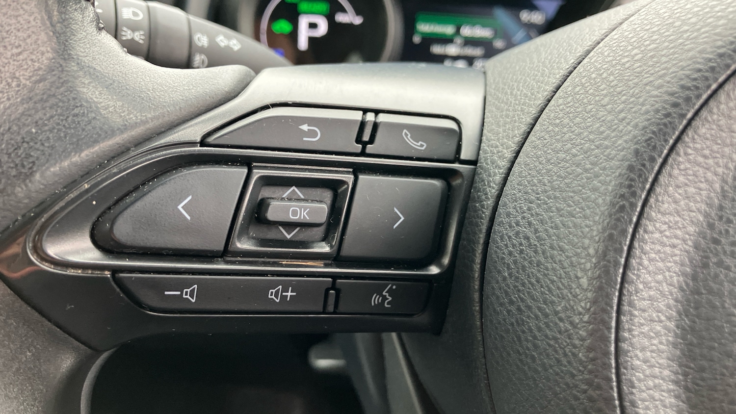 Used Toyota Yaris 2021 for sale - 76299701: Photo 36