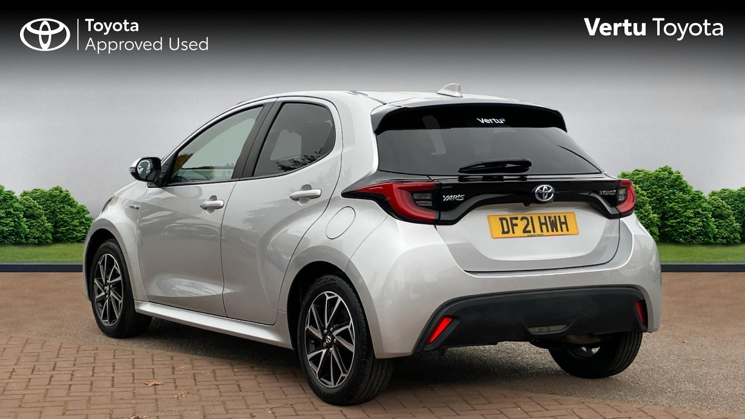 Used Toyota Yaris 2021 for sale - 76299701: Photo 4