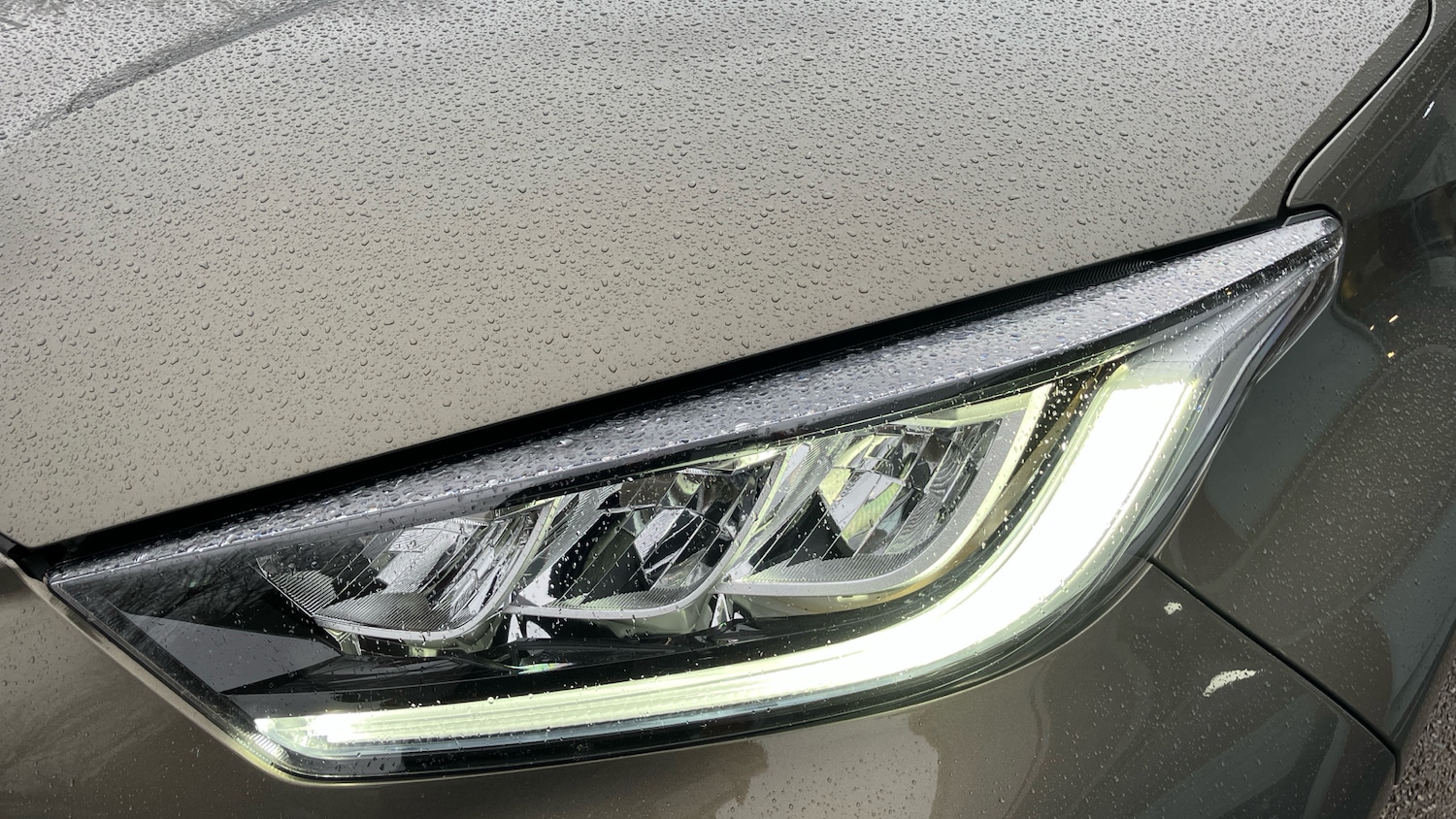 Used Toyota Yaris 2022 for sale - 77363969: Photo 32