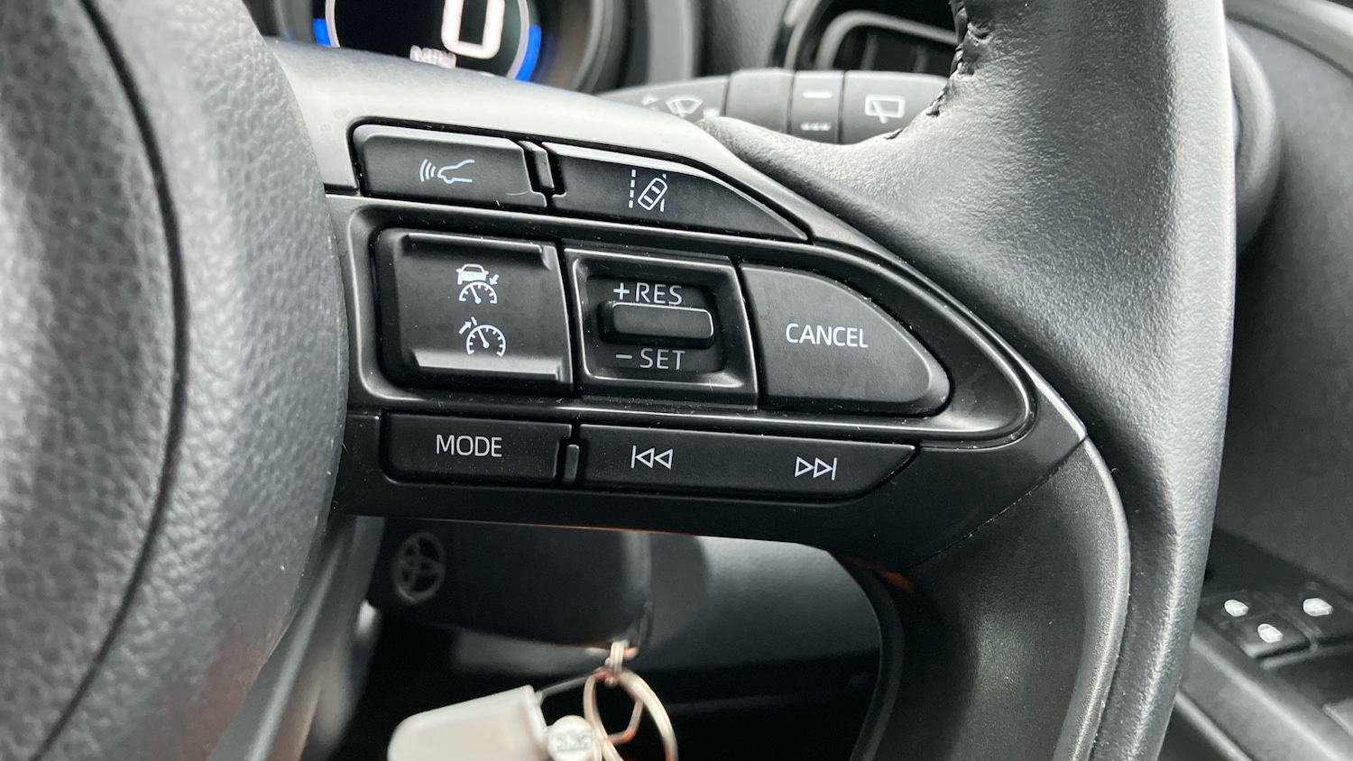 Used Toyota Yaris 2022 for sale - 77363969: Photo 37