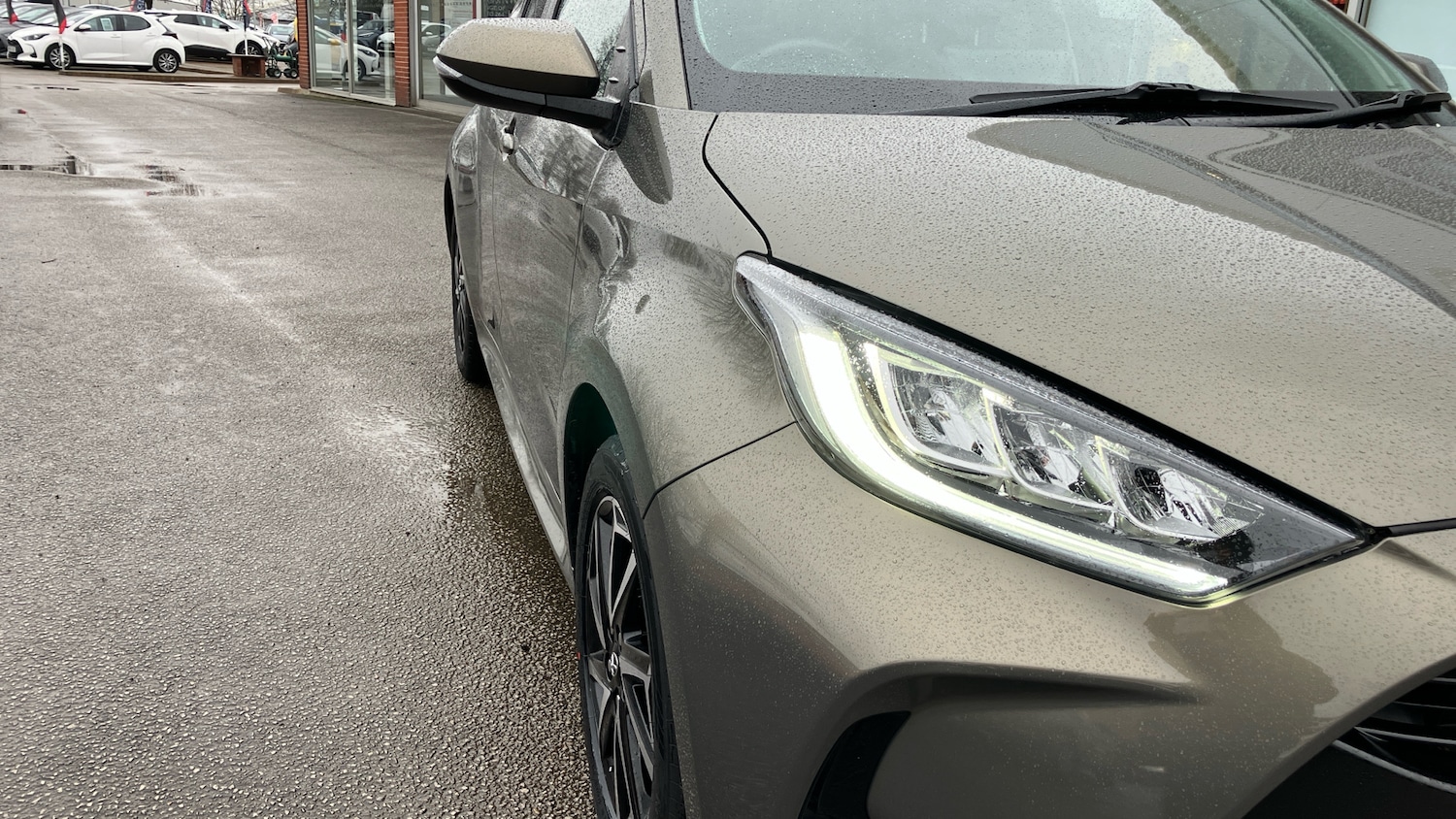 Used Toyota Yaris 2022 for sale - 77363969: Photo 41