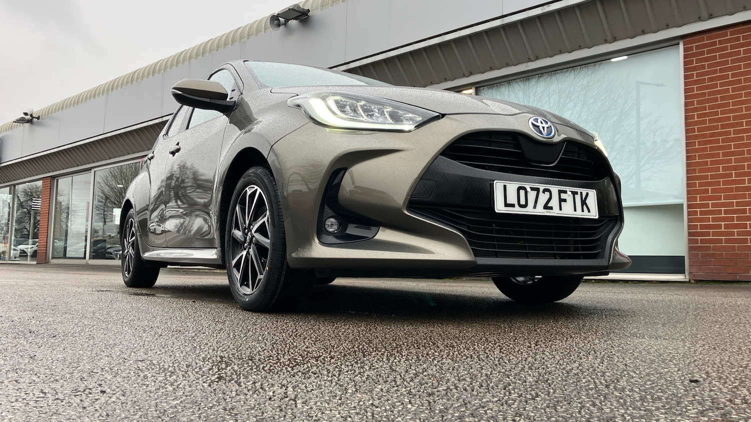 Used Toyota Yaris 2022 for sale - 77363969: Photo 42