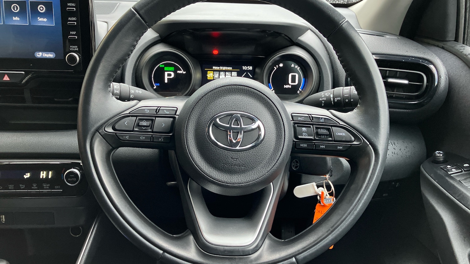Used Toyota Yaris 2022 for sale - 77363969: Photo 8