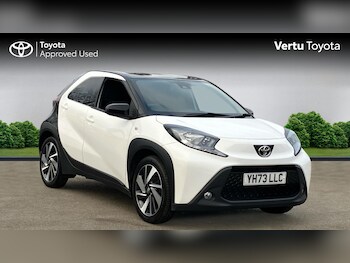 2023 (73) - 1.0 VVT-i Edge 5dr Petrol Hatchback