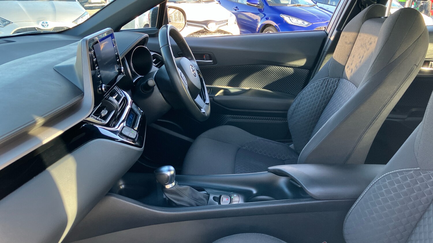 Used Toyota C-HR 2022 for sale - 77490612: Photo 10