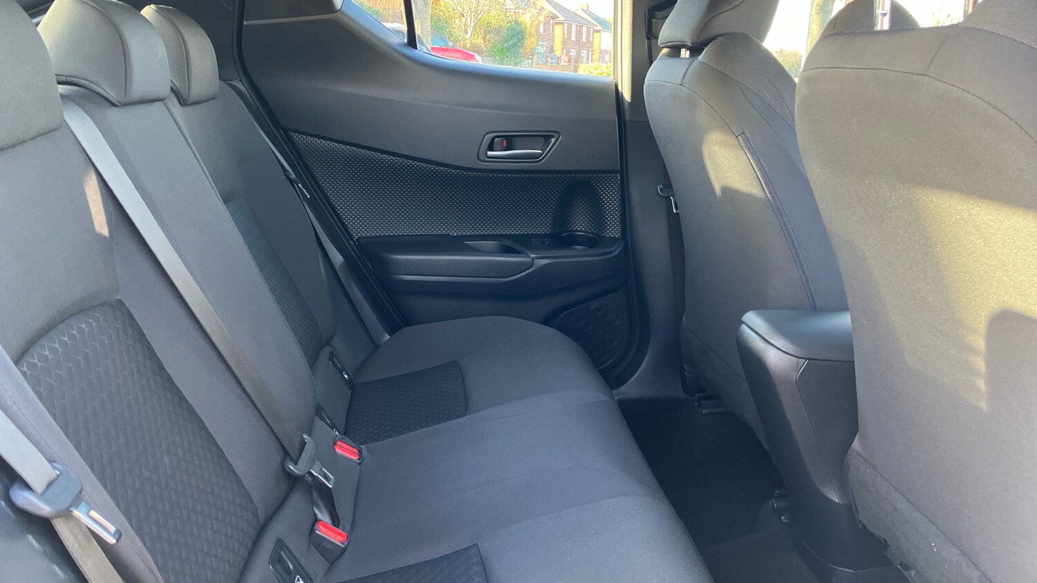 Used Toyota C-HR 2022 for sale - 77490612: Photo 12