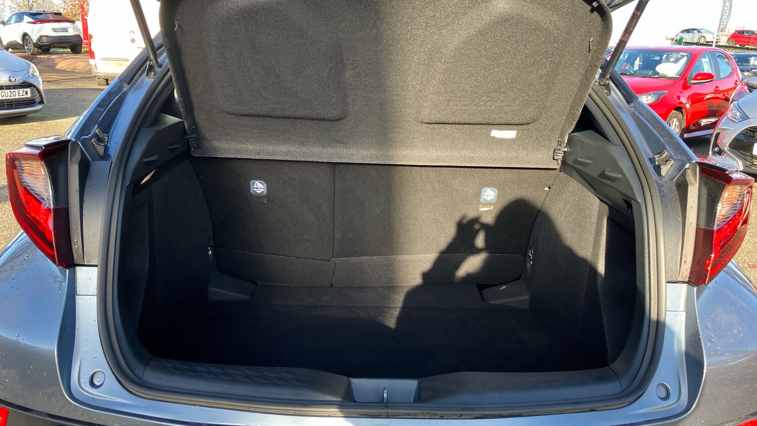 Used Toyota C-HR 2022 for sale - 77490612: Photo 14