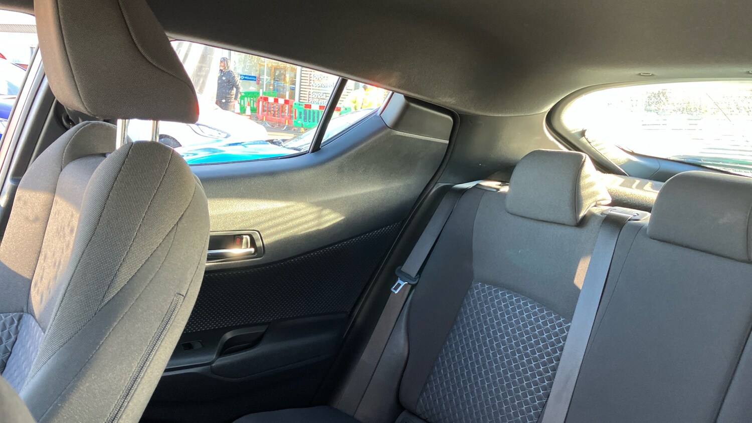 Used Toyota C-HR 2022 for sale - 77490612: Photo 24