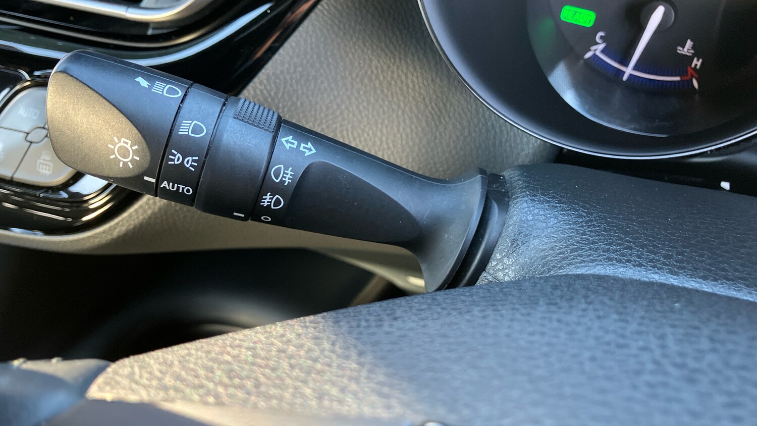 Used Toyota C-HR 2022 for sale - 77490612: Photo 38