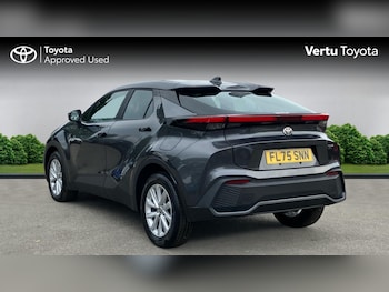 Used Toyota C-HR 2025 for sale - 79087422: Photo