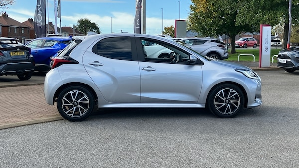 Used Toyota Yaris 2022 for sale - 76219032: Photo 16
