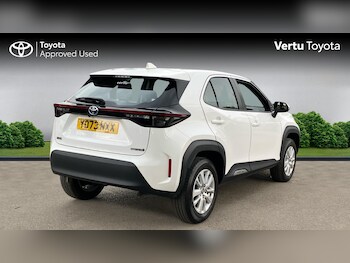 Used Toyota Yaris Cross 2024 for sale - 78325447: Photo