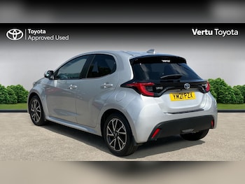 Used Toyota Yaris 2021 for sale - 79392339: Photo