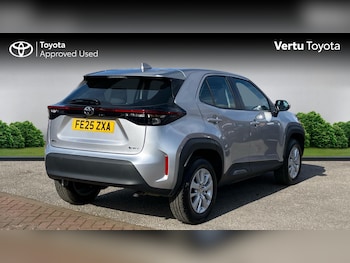 Used Toyota Yaris Cross 2025 for sale - 77990469: Photo