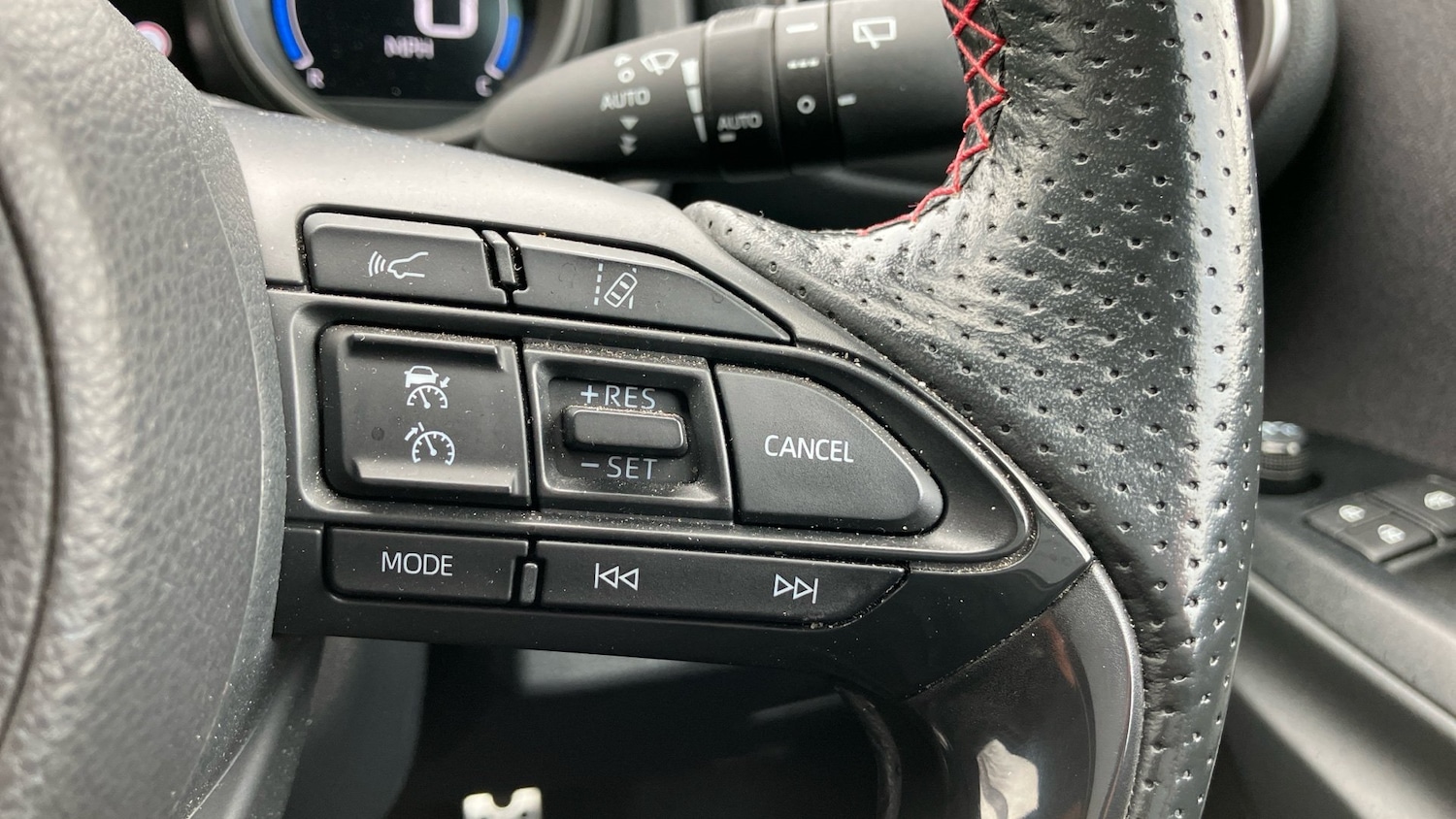 Used Toyota Yaris 2022 for sale - 76544229: Photo 37