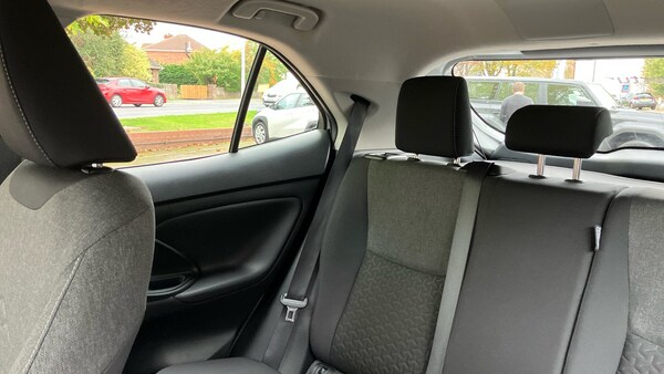 Used Toyota Yaris Cross 2024 for sale - 76219039: Photo 24