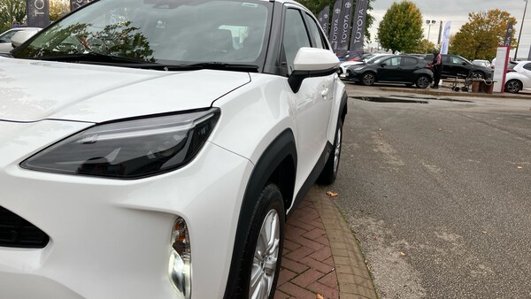 Used Toyota Yaris Cross 2024 for sale - 76219039: Photo 41
