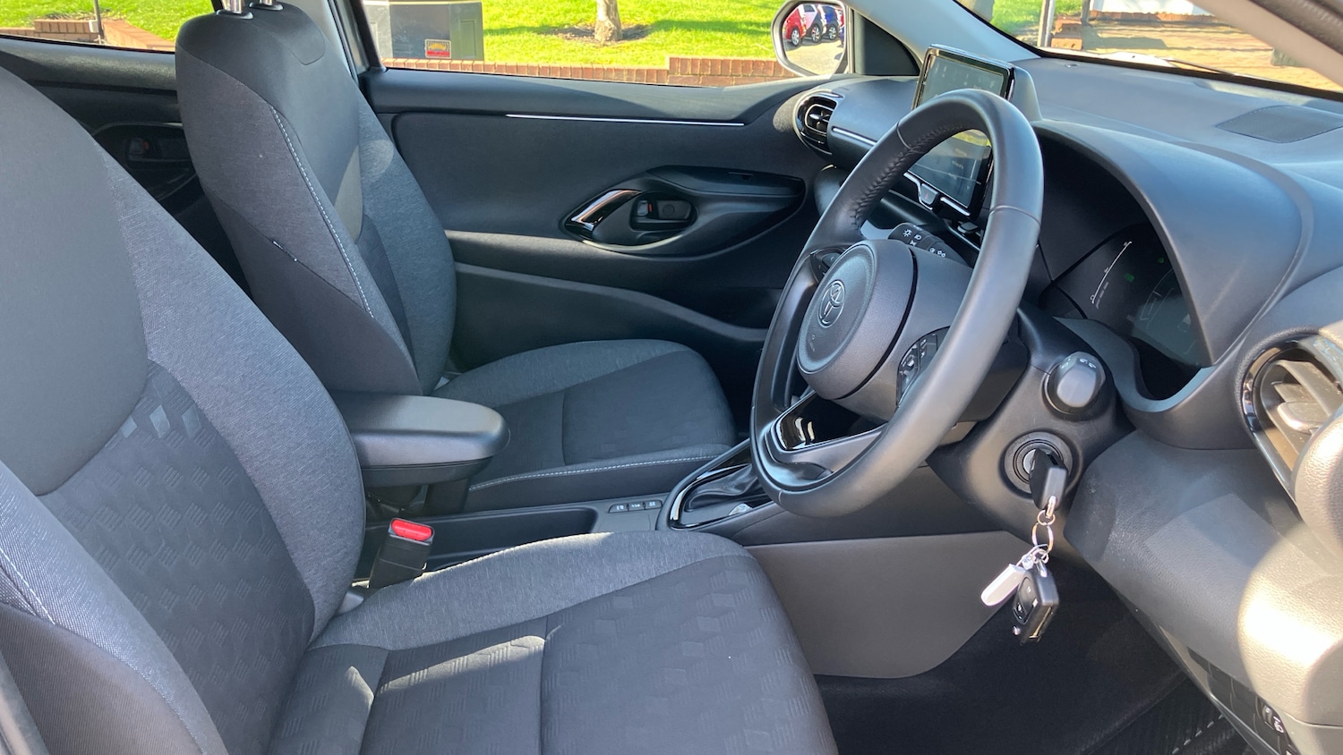 Used Toyota Yaris 2025 for sale - 77921179: Photo 11