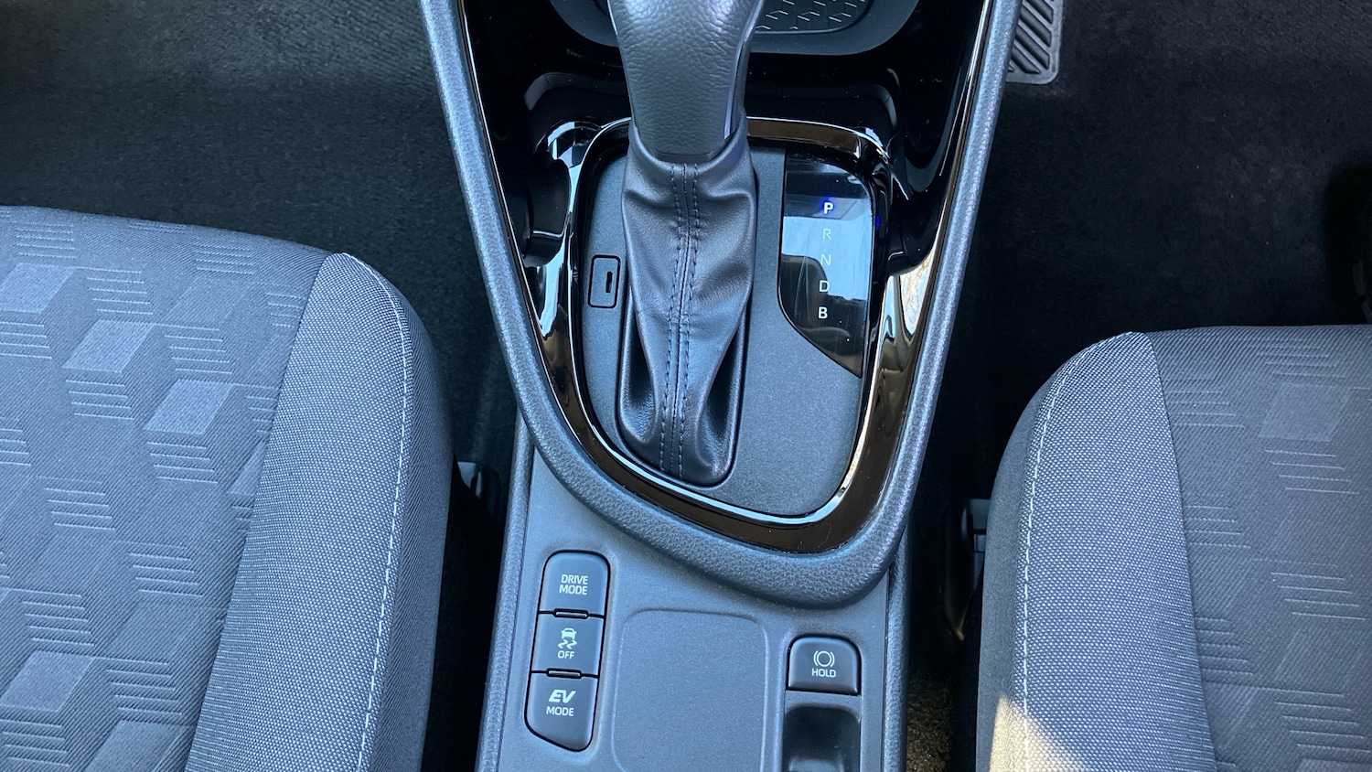 Used Toyota Yaris 2025 for sale - 77921179: Photo 35