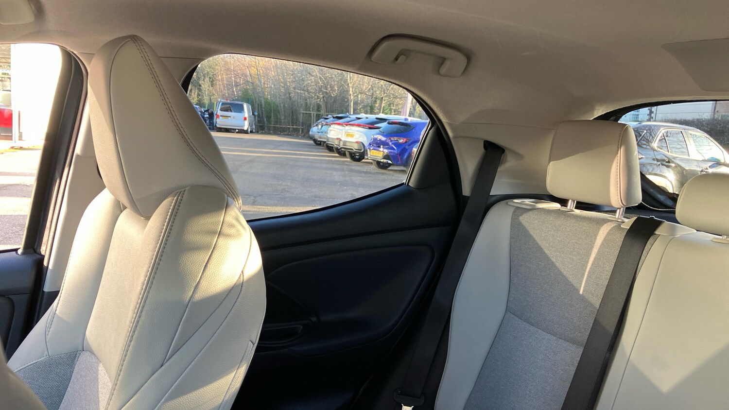 Used Toyota Yaris 2022 for sale - 76599901: Photo 24