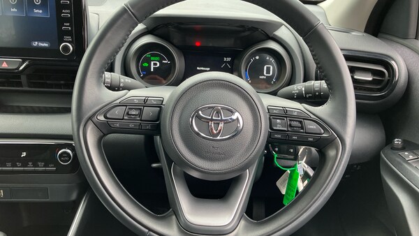 Used Toyota Yaris 2023 for sale - 76218670: Photo 8