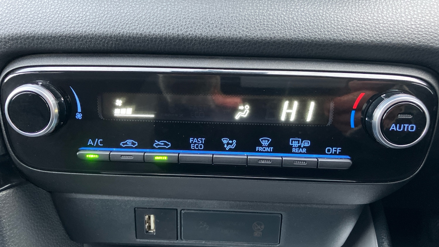 Used Toyota Yaris 2022 for sale - 77474965: Photo 34