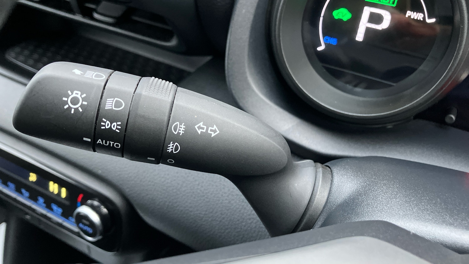 Used Toyota Yaris 2022 for sale - 77474965: Photo 38