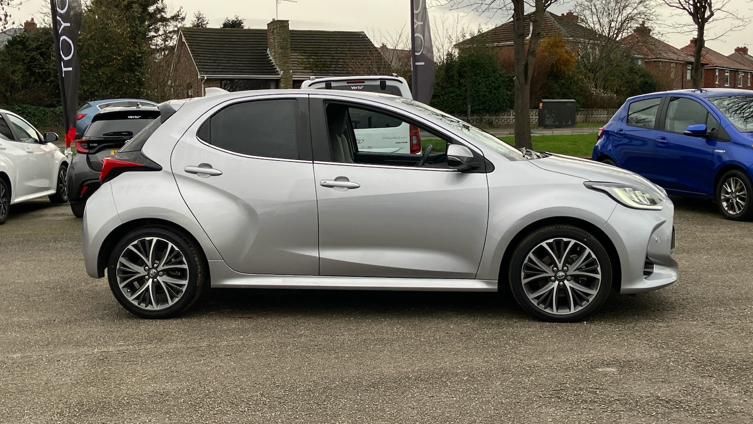 Used Toyota Yaris 2022 for sale - 76959784: Photo 16