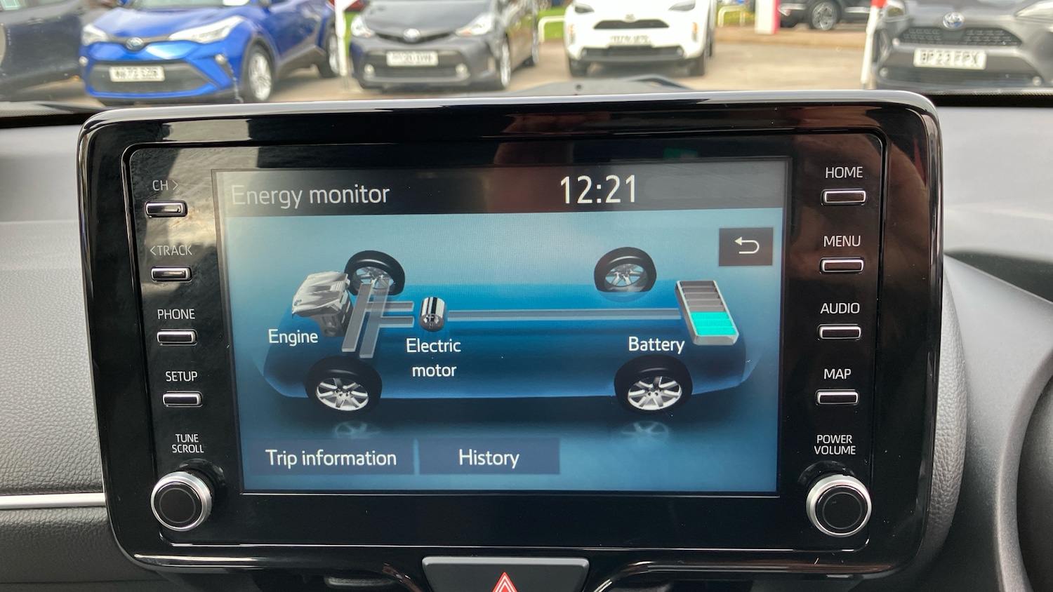 Used Toyota Yaris Cross 2023 for sale - 76545180: Photo 28