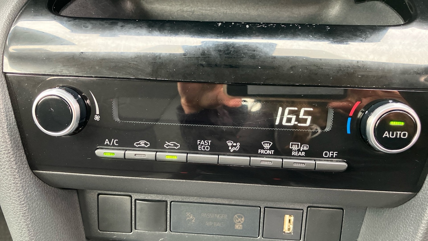 Used Toyota Yaris Cross 2023 for sale - 76545180: Photo 34