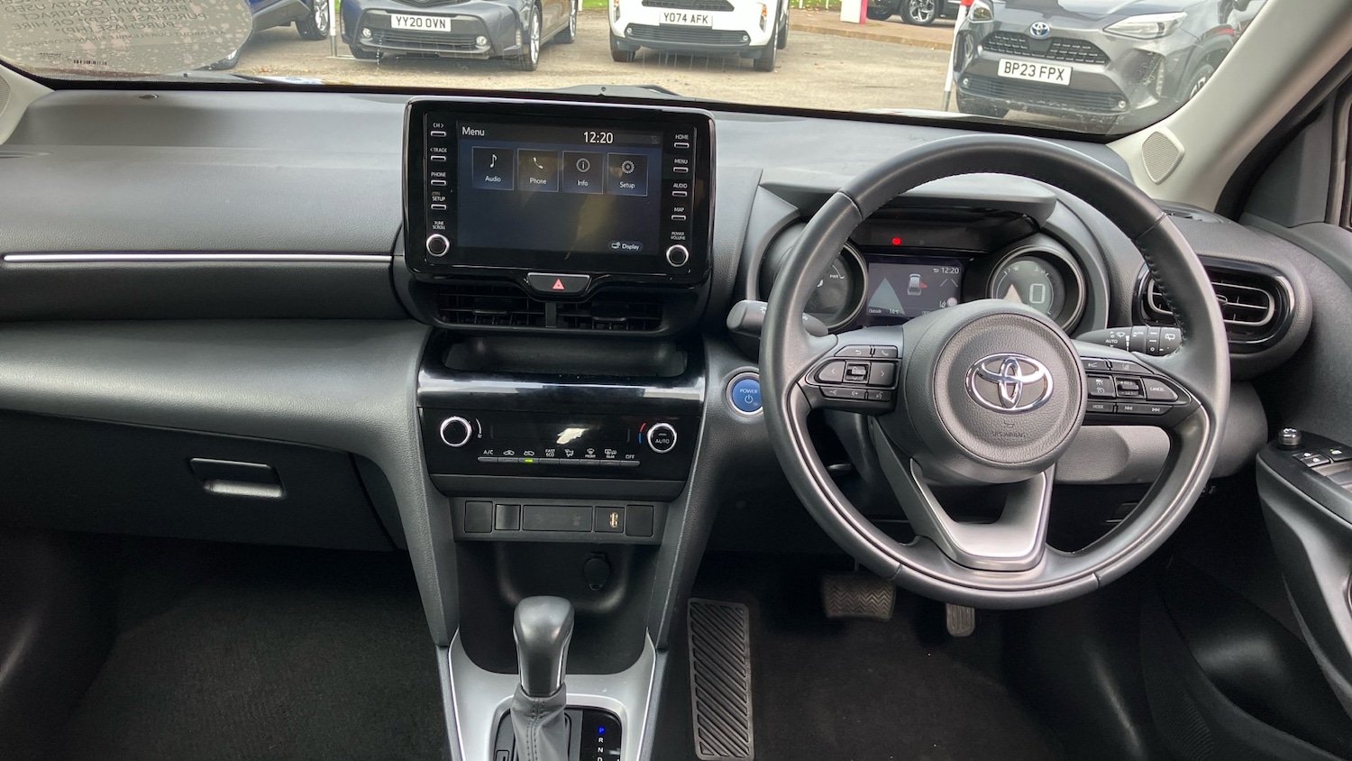 Used Toyota Yaris Cross 2023 for sale - 76545180: Photo 5