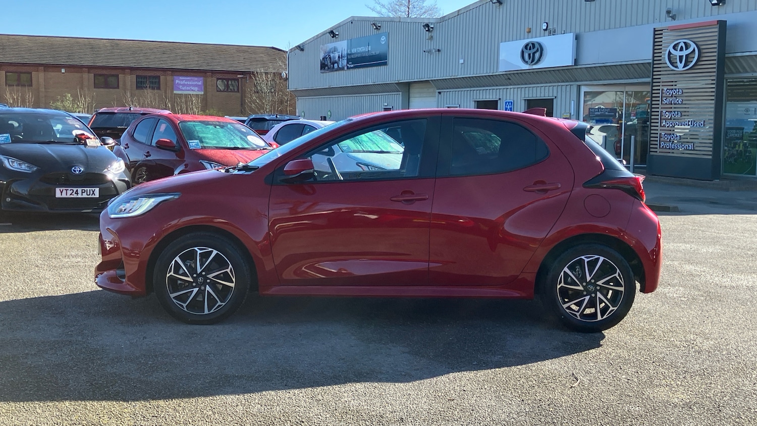 Used Toyota Yaris 2023 for sale - 78010925: Photo 17